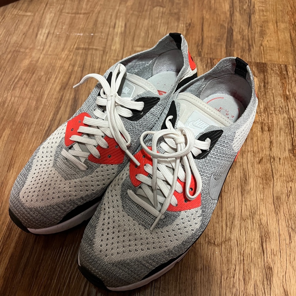 Air Max 90 Infrared Flyknit